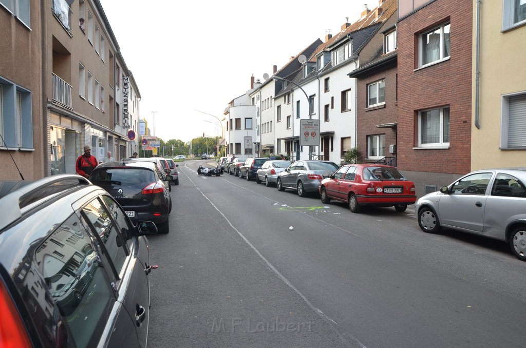 VU Alleinunfall Krad Koeln Kalk Buchforststr P13.JPG - Miklos Laubert